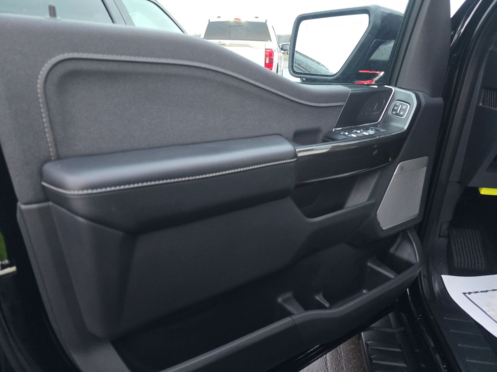 2023 Ford F-150 Lariat AWD