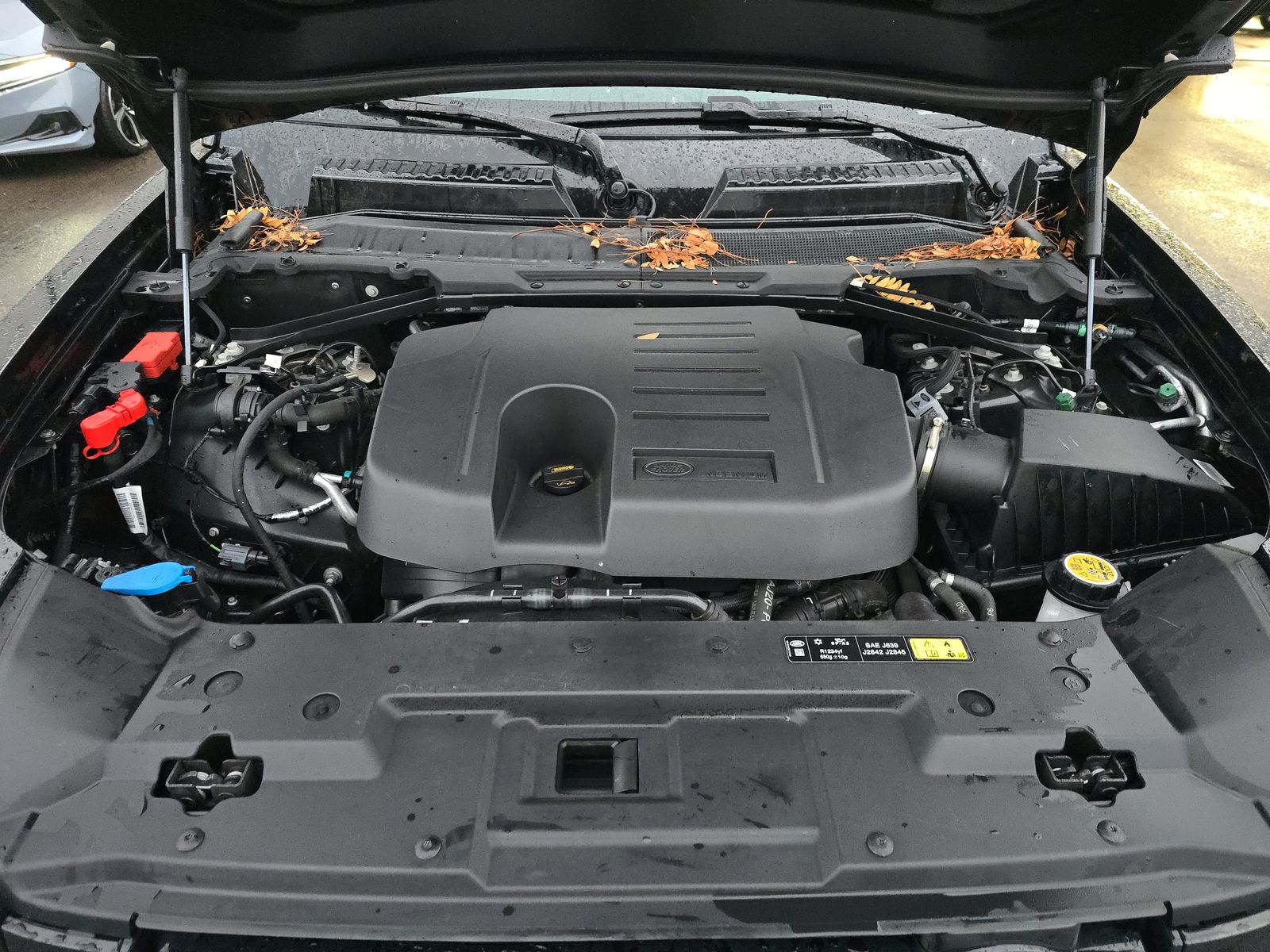 2023 Land Rover Defender 110 X-Dynamic SE AWD