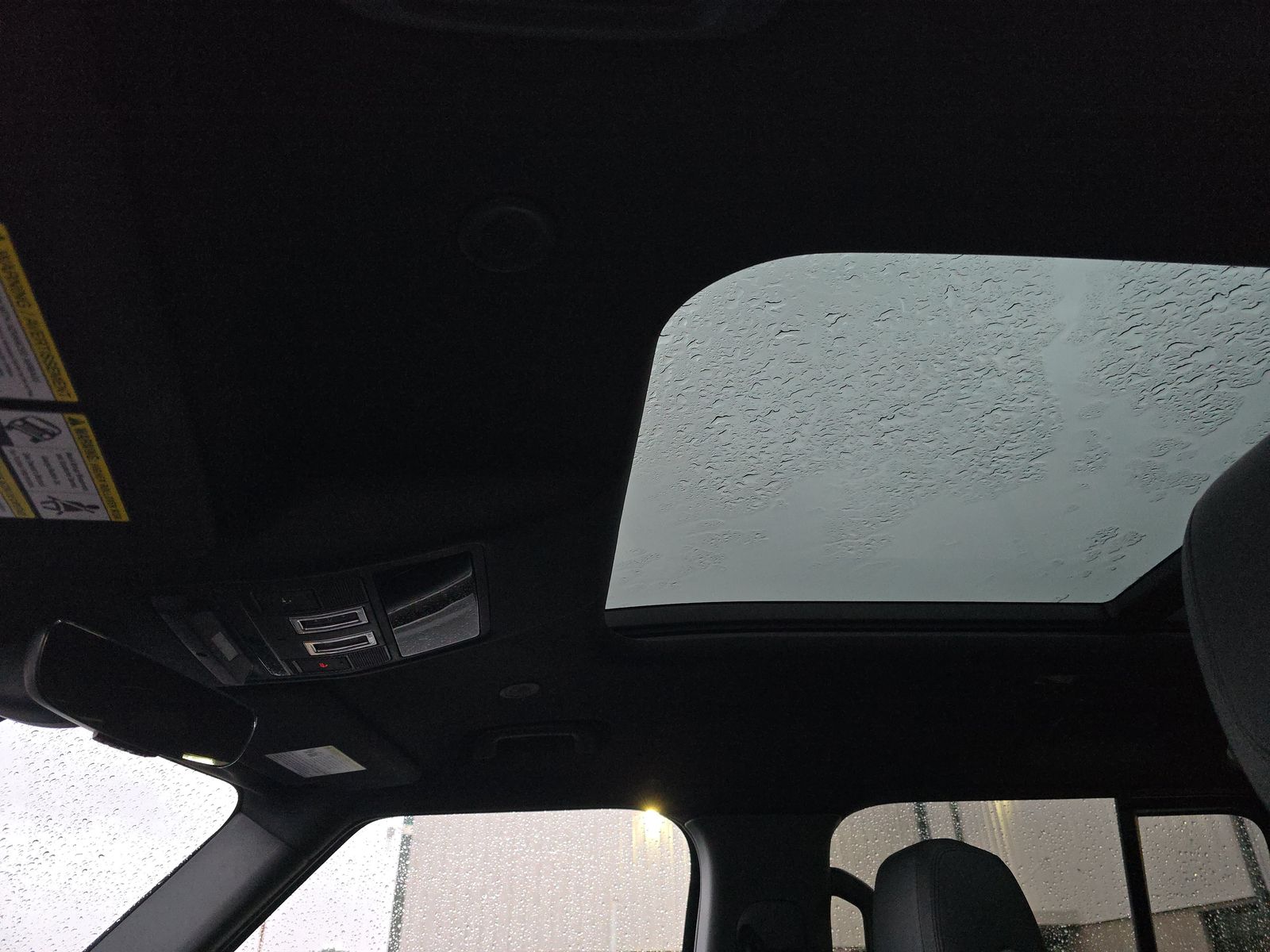 2023 Land Rover Defender 110 X-Dynamic SE AWD