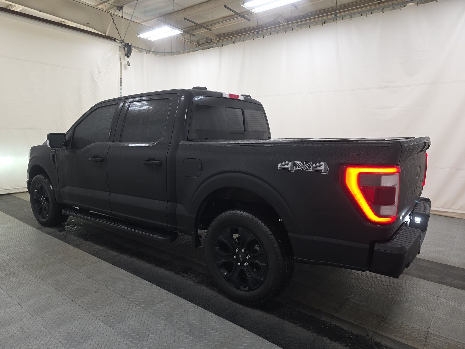 2023 Ford F-150 Lariat AWD