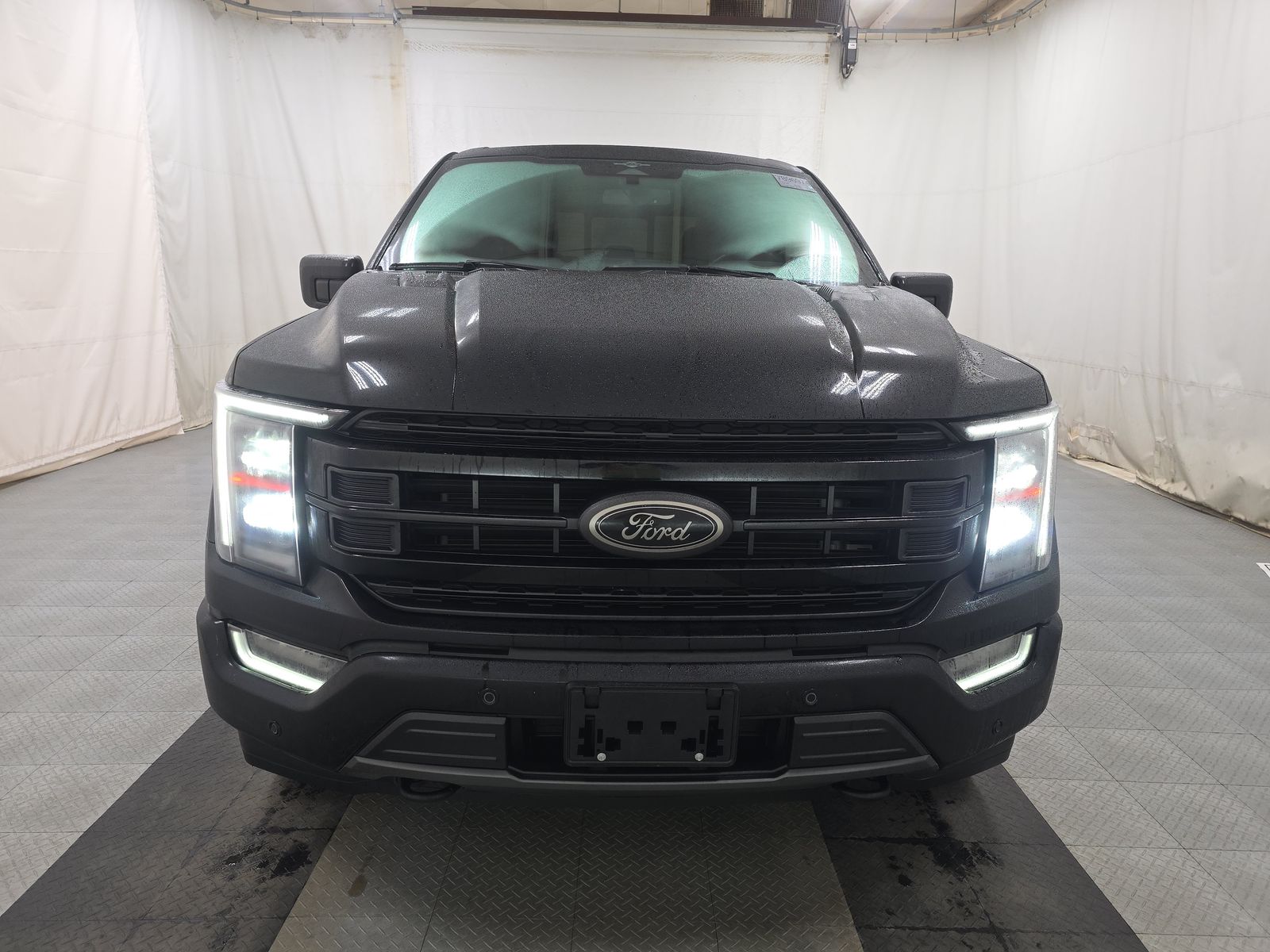 2023 Ford F-150 Lariat AWD