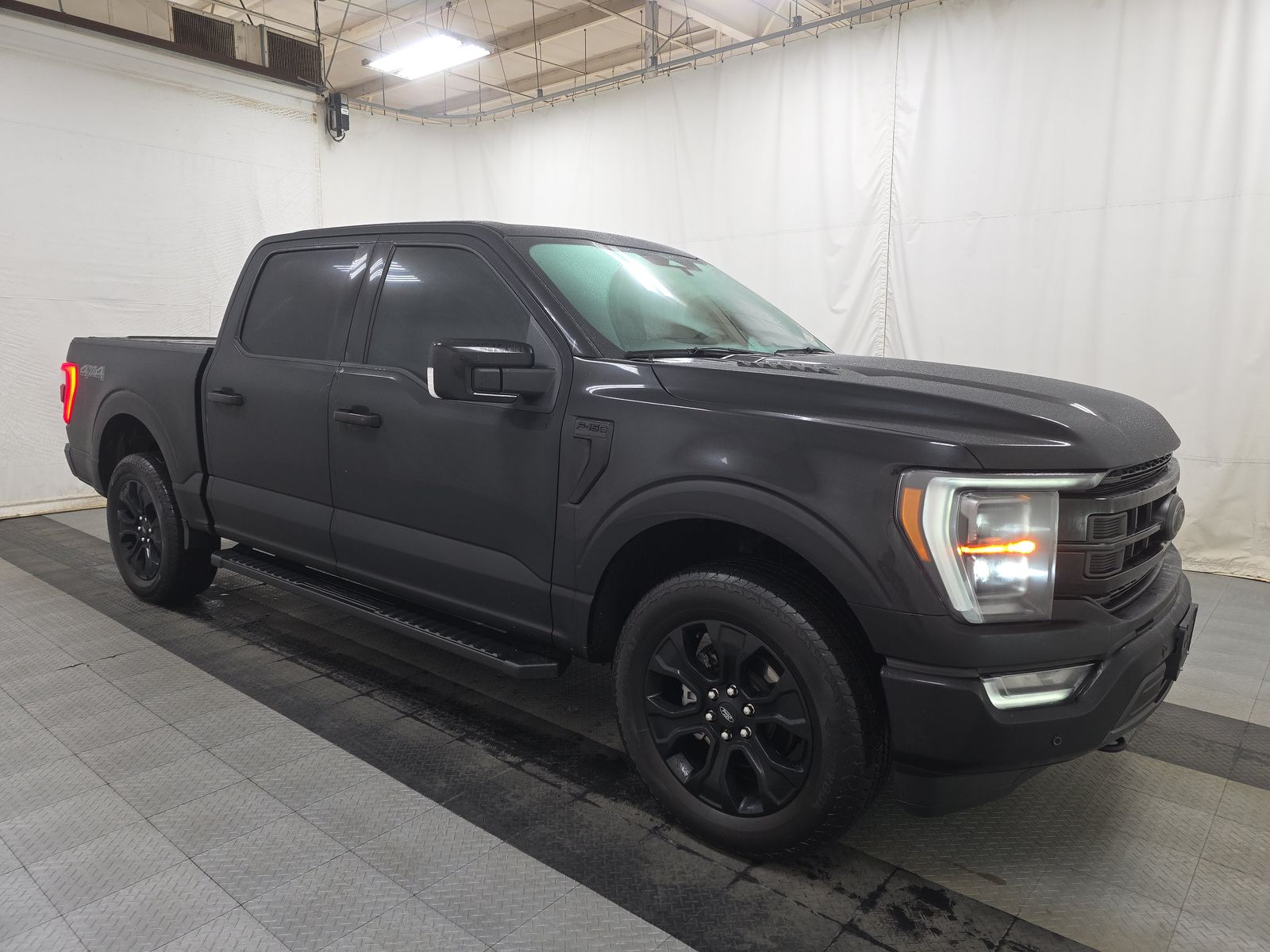 2023 Ford F-150 Lariat AWD