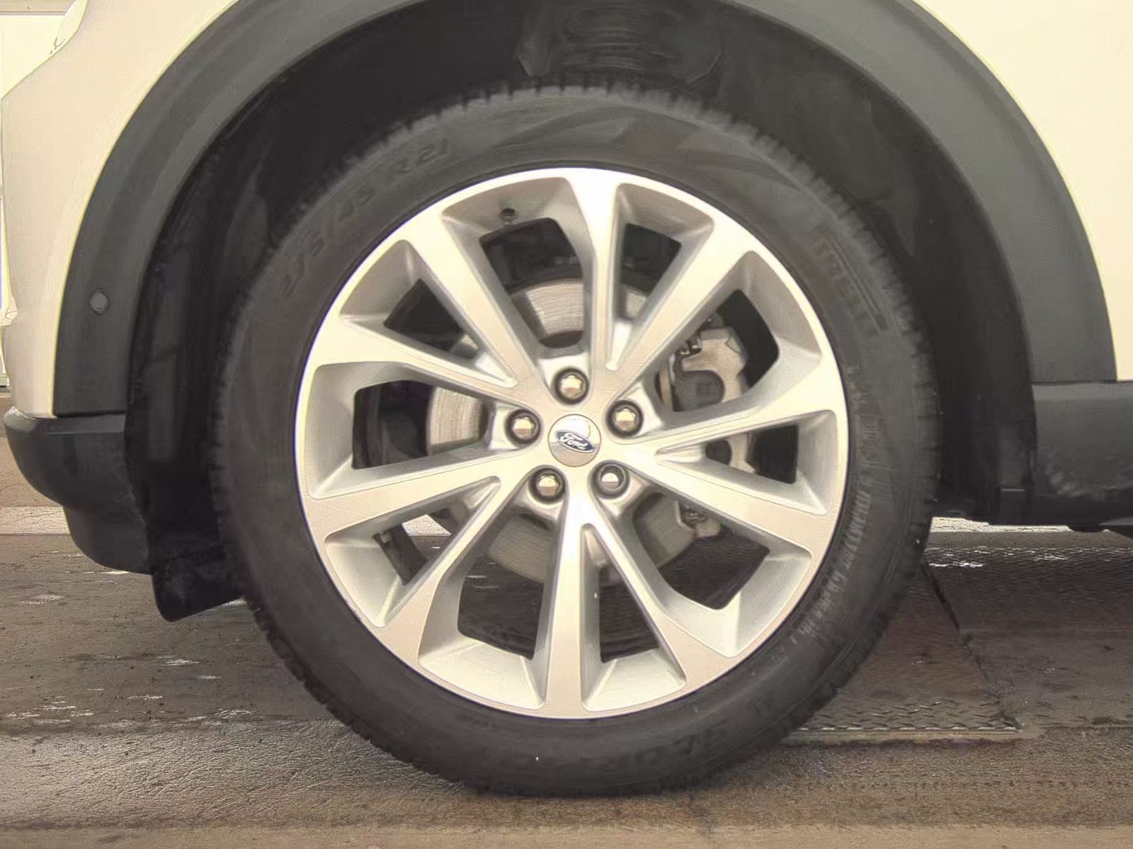 2022 Ford Explorer Platinum AWD