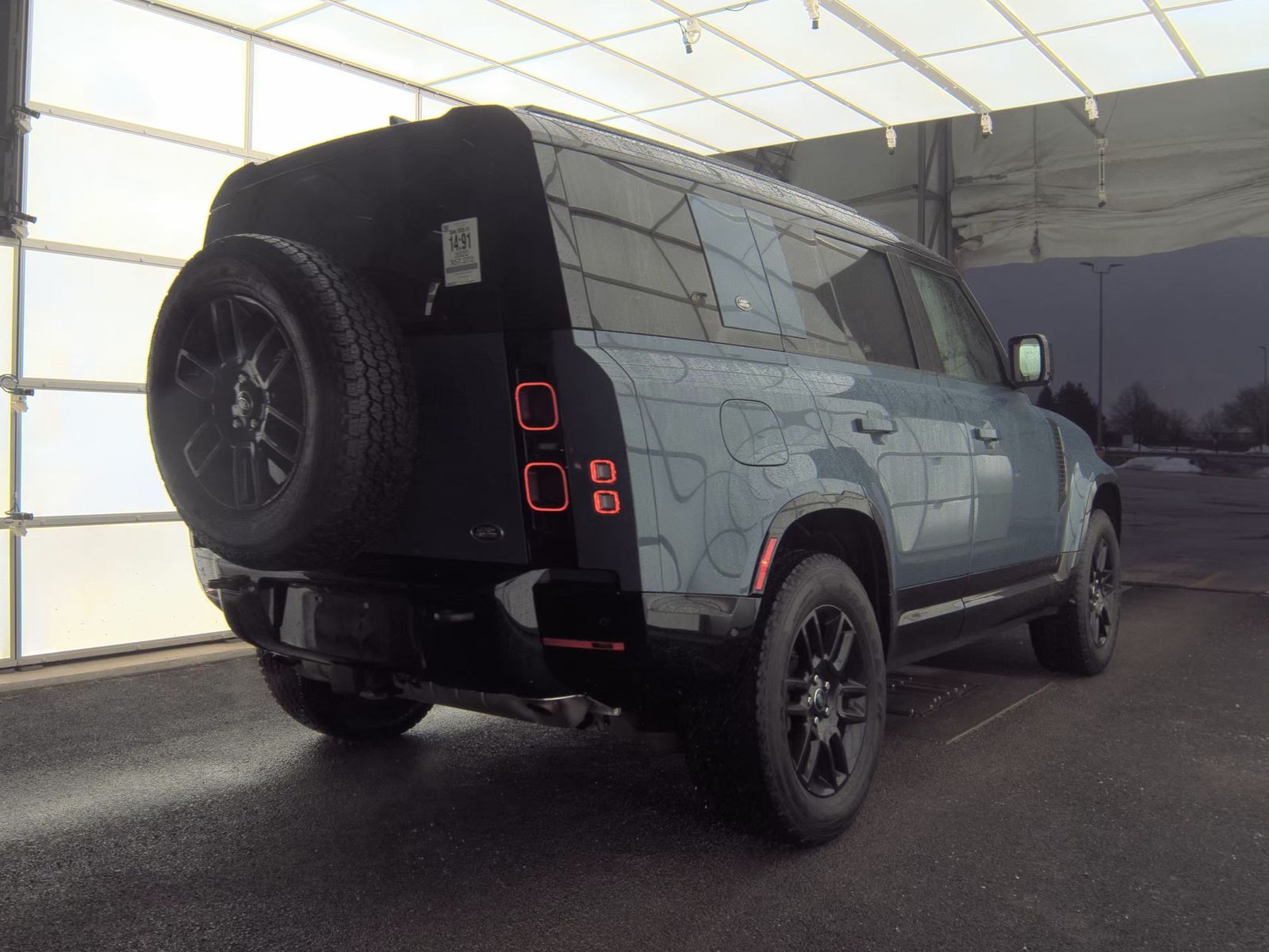 2022 Land Rover Defender 110 X-Dynamic HSE AWD