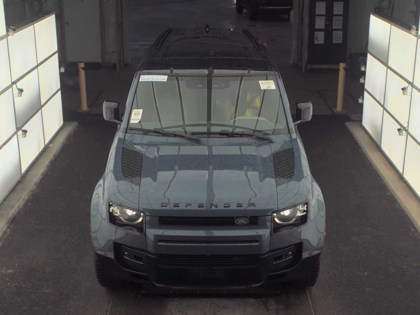 2022 Land Rover Defender 110 X-Dynamic HSE AWD