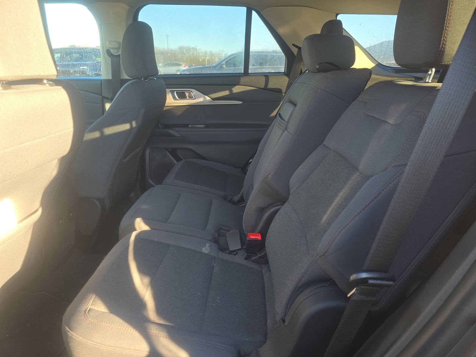 2025 Ford Explorer Active AWD