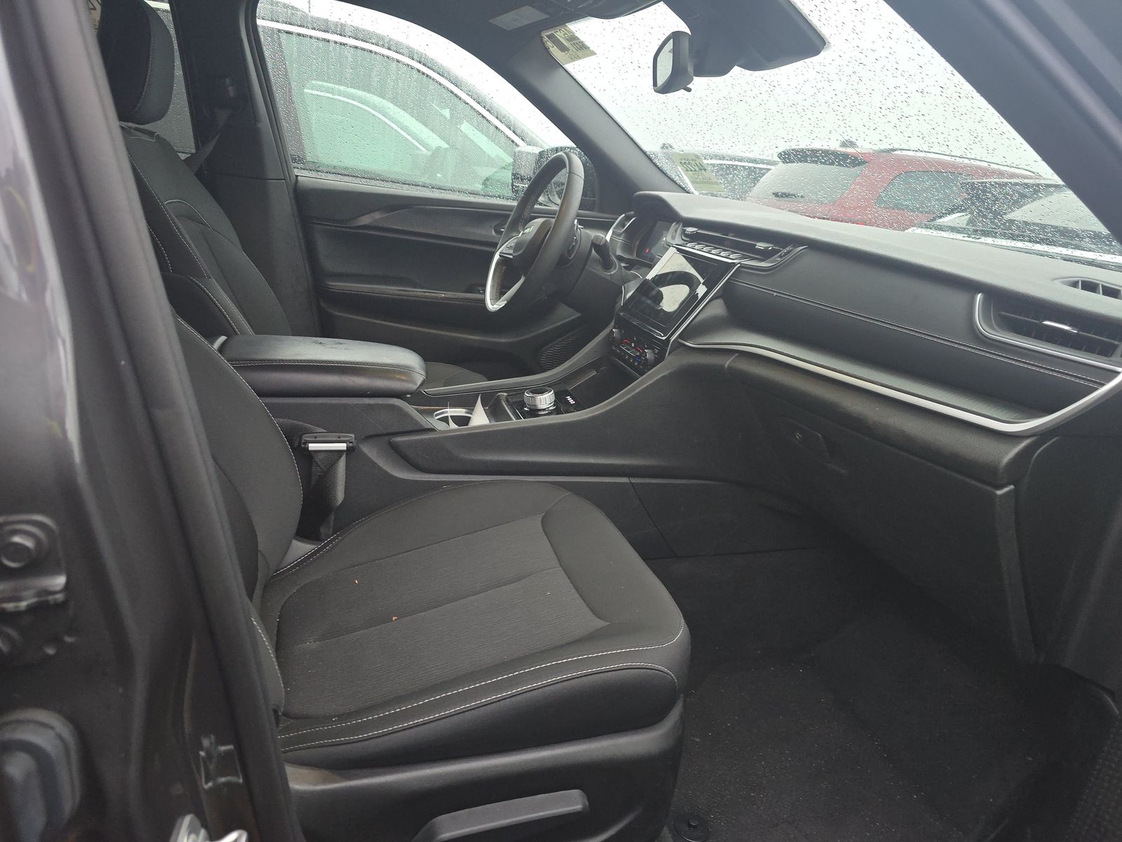 2024 Jeep Grand Cherokee Laredo X RWD