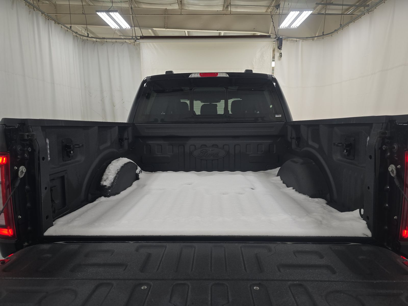 2023 Ford F-150 Lariat AWD