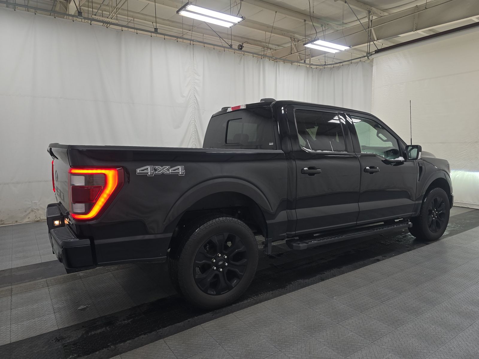 2023 Ford F-150 Lariat AWD
