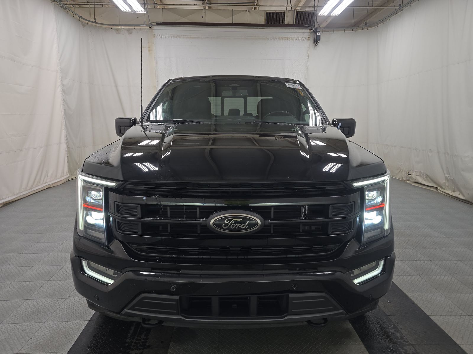 2023 Ford F-150 Lariat AWD