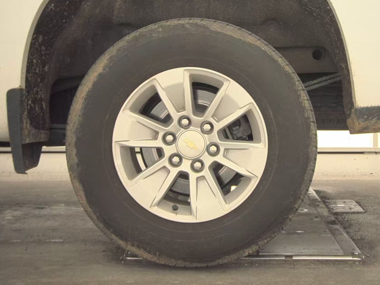 2023 Chevrolet Silverado 1500 LT AWD