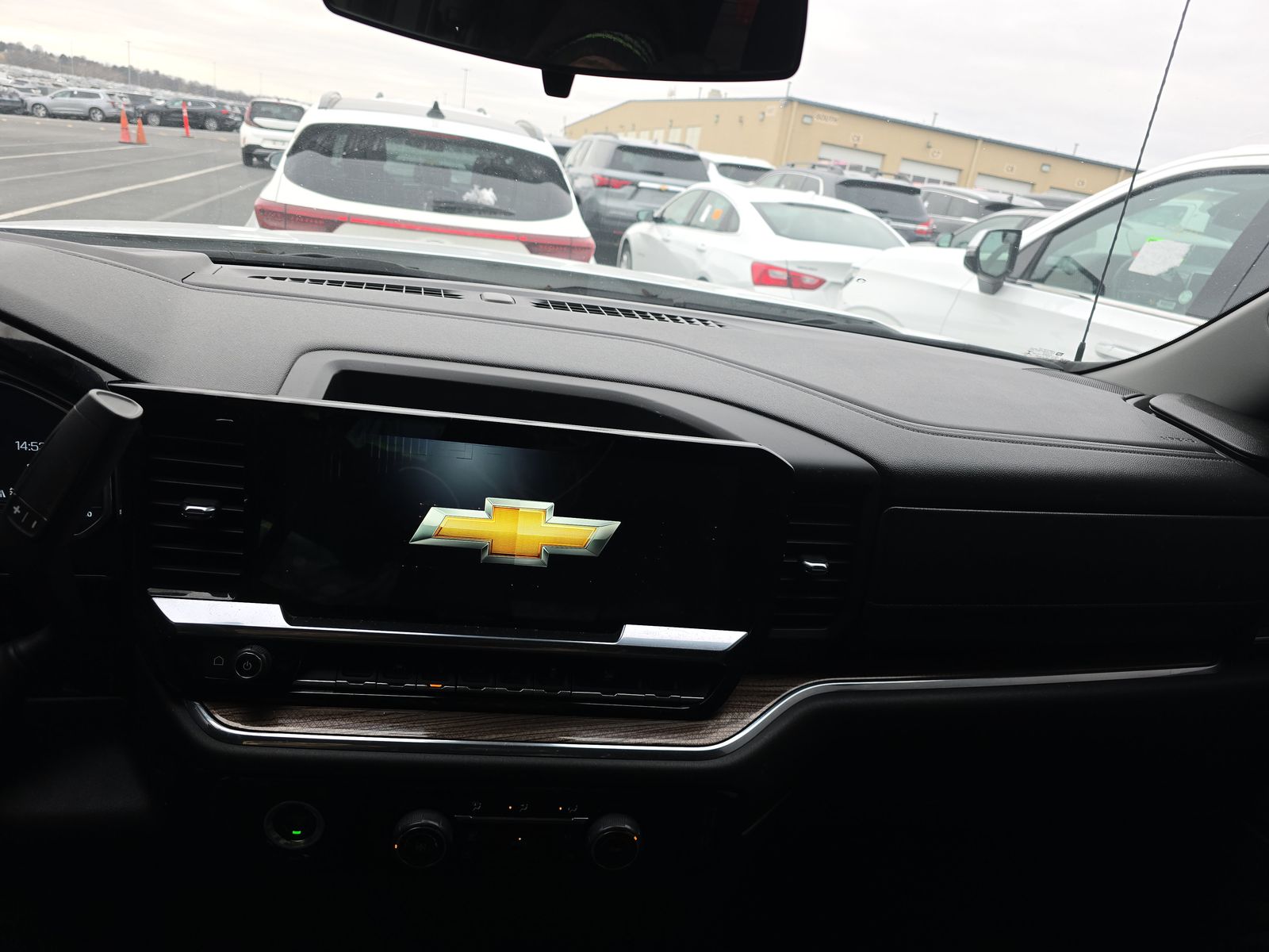 2023 Chevrolet Silverado 1500 LT AWD