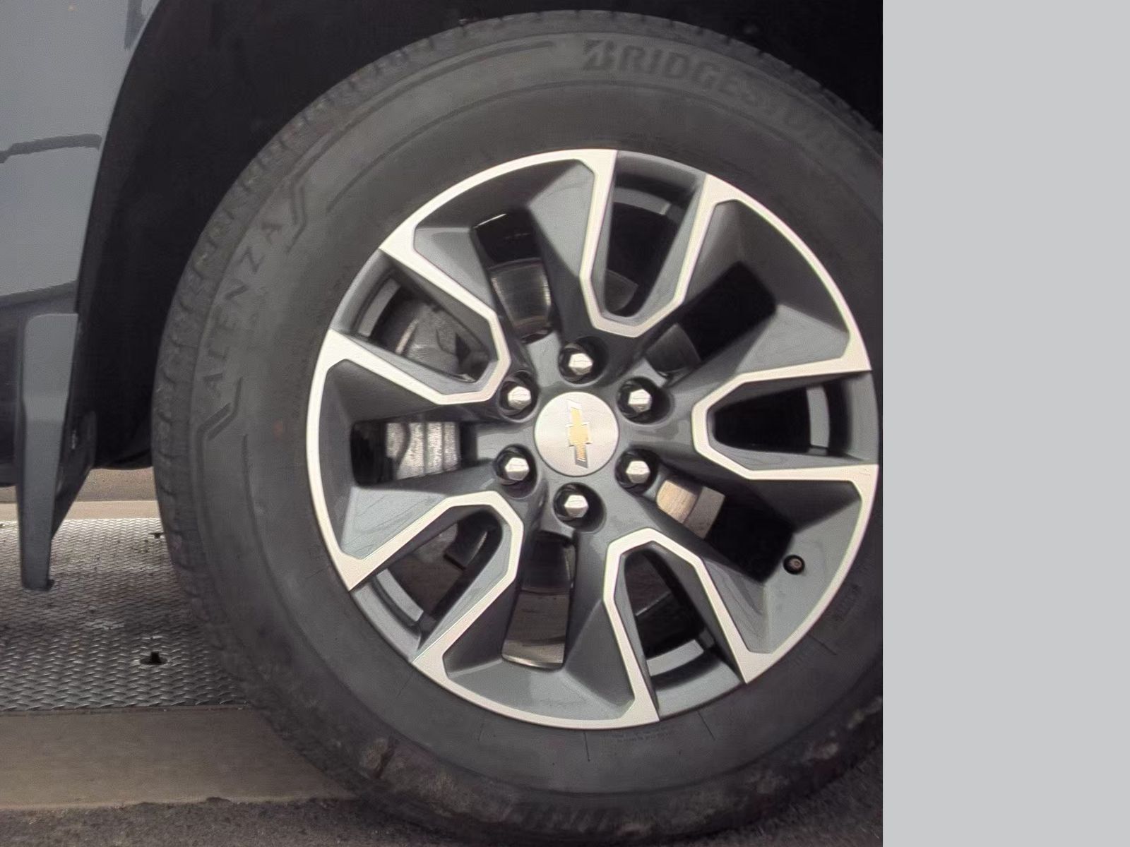 2023 Chevrolet Silverado 1500 LT AWD