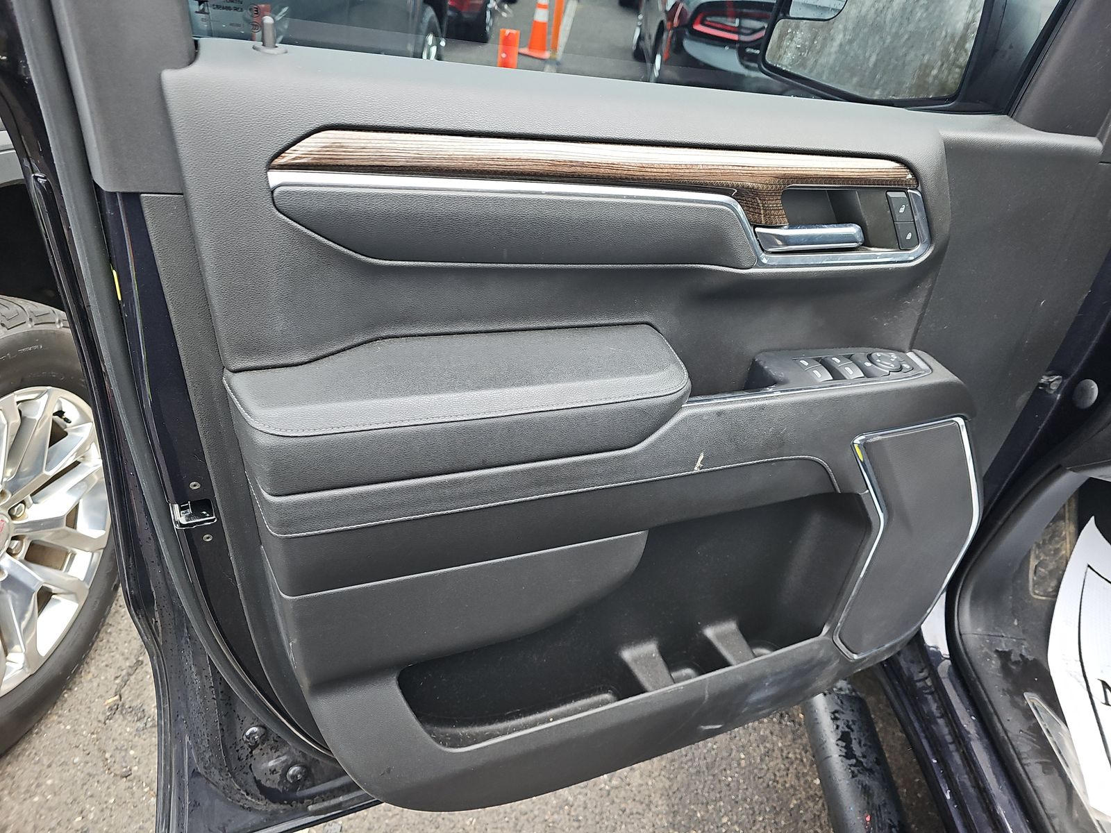 2023 Chevrolet Silverado 1500 LT AWD