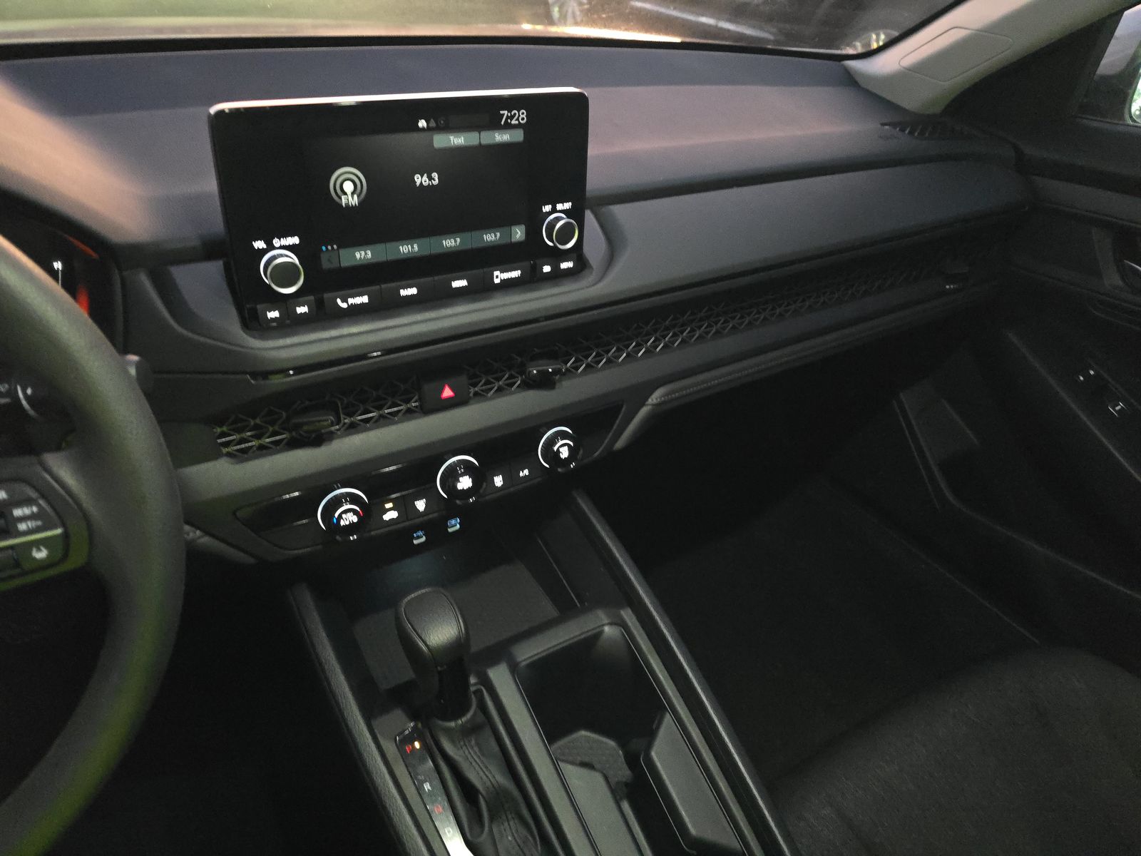 2023 Honda Accord LX FWD