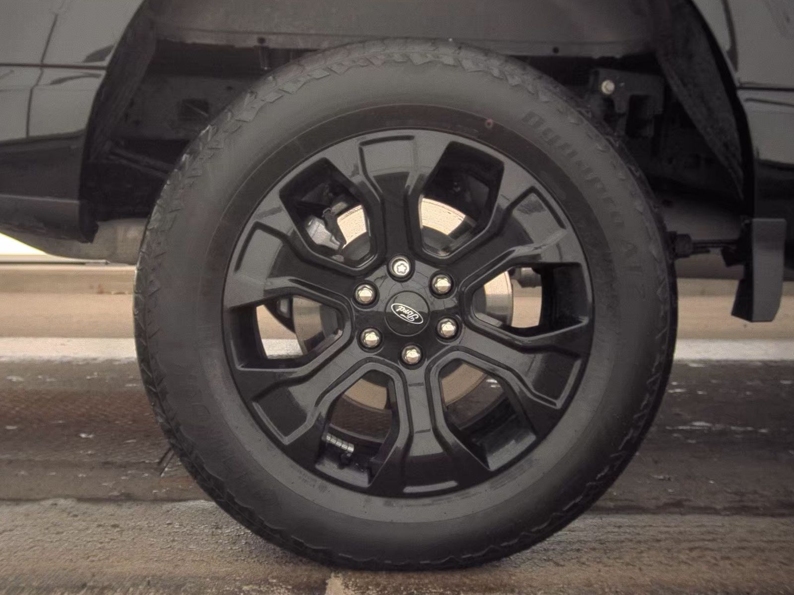 2023 Ford F-150 Lariat AWD