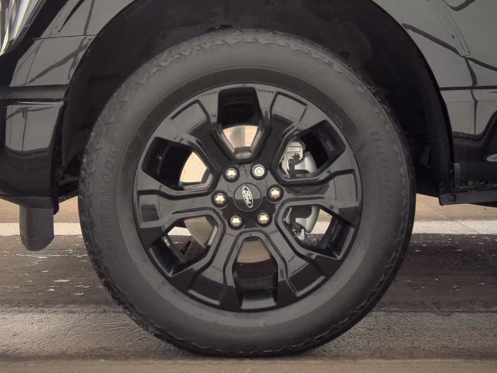 2023 Ford F-150 Lariat AWD