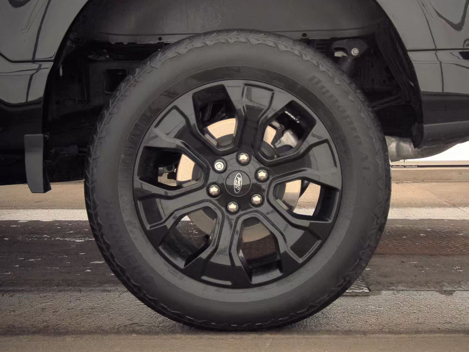 2023 Ford F-150 Lariat AWD