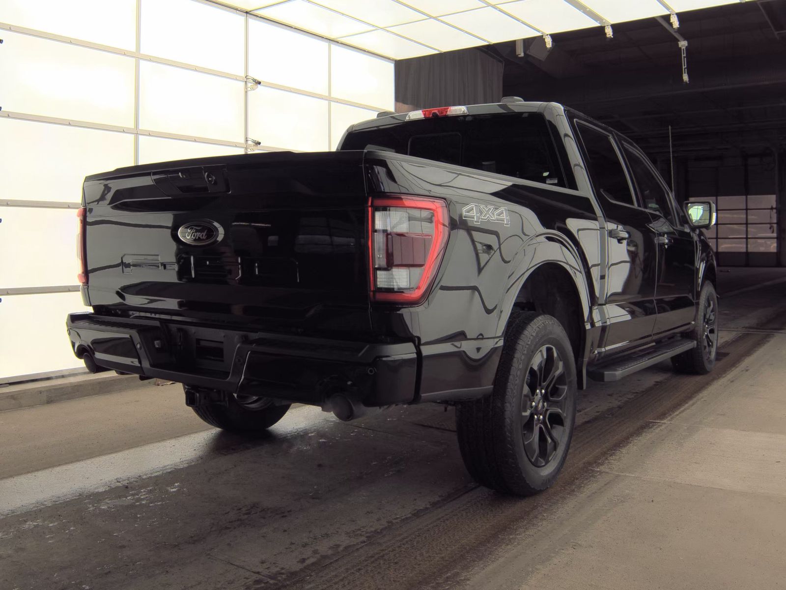 2023 Ford F-150 Lariat AWD