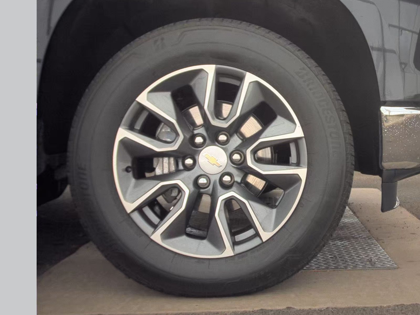 2023 Chevrolet Silverado 1500 LT AWD