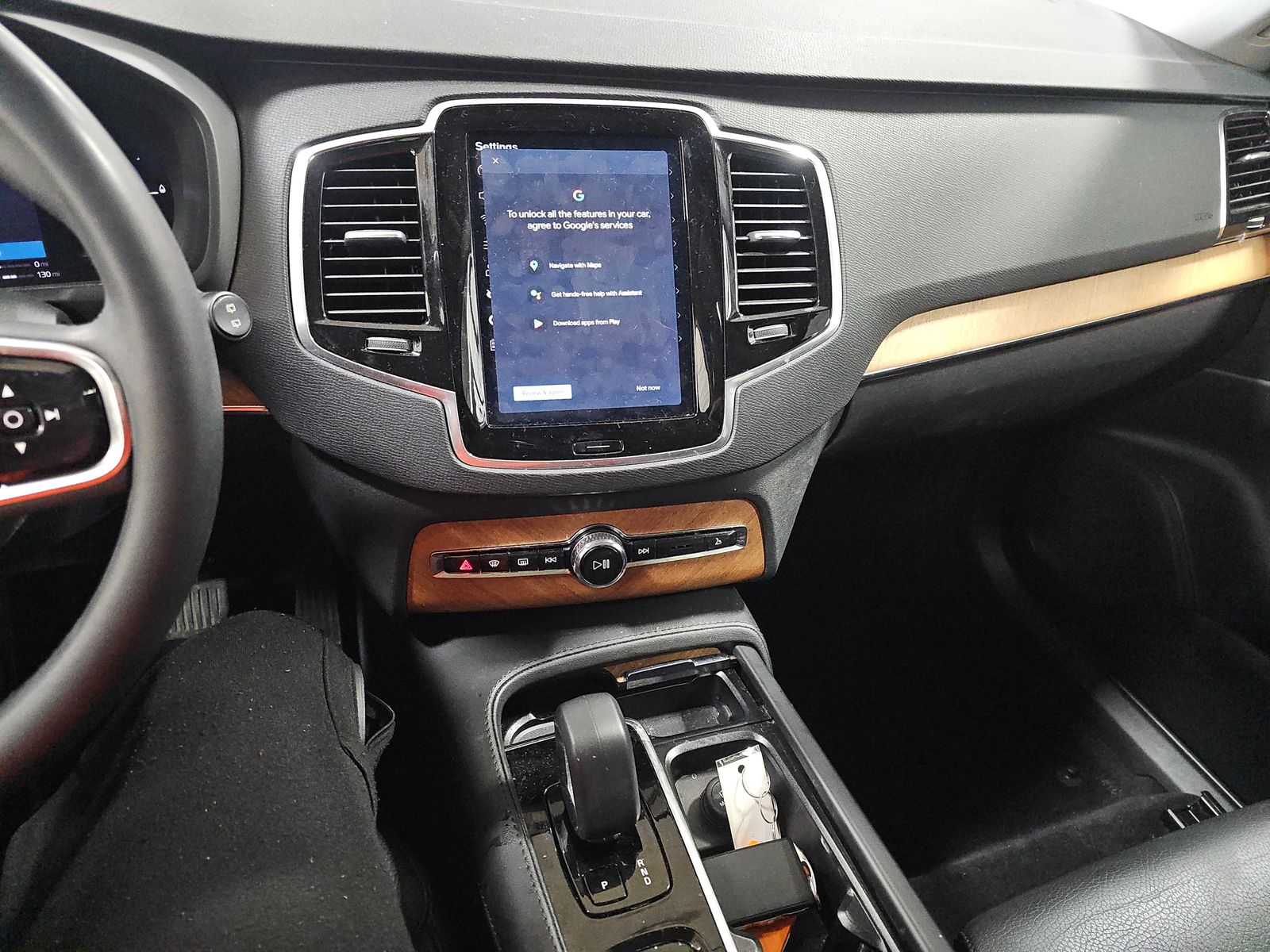 2024 Volvo XC90 Recharge T8 Plus AWD