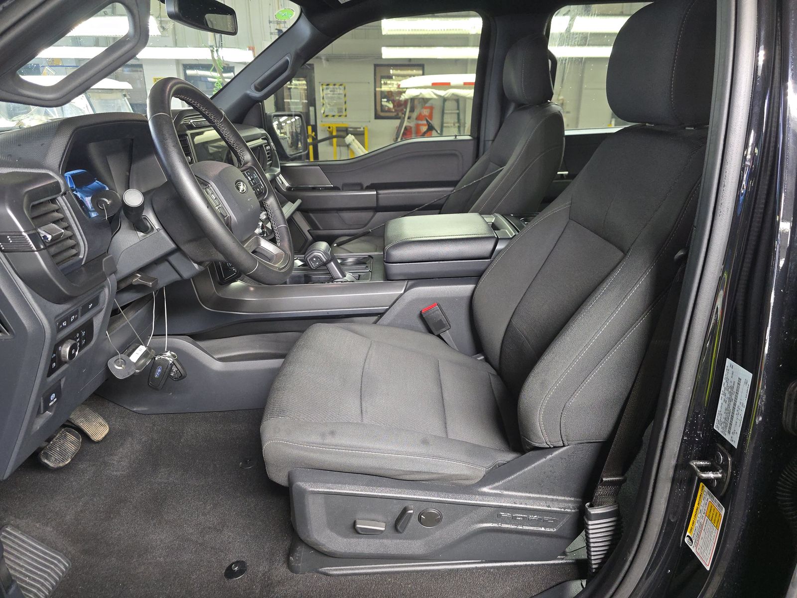 2024 Ford F-150 Hybrid XLT AWD