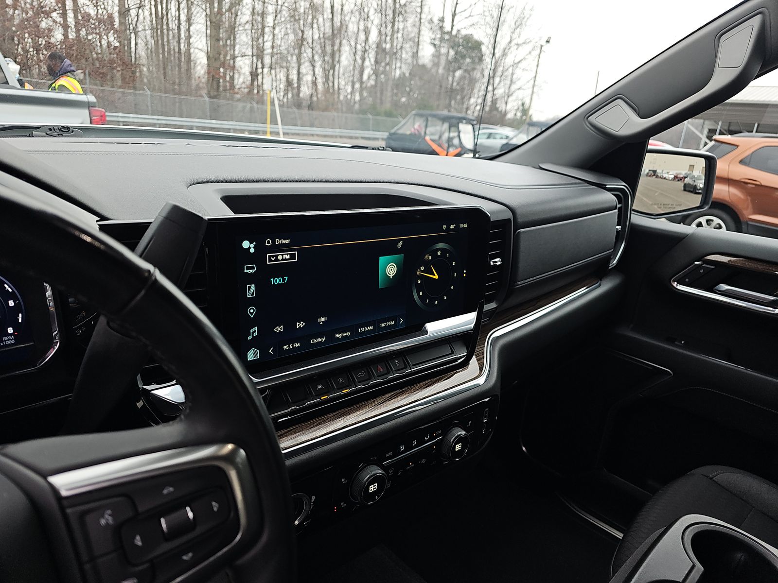 2023 Chevrolet Silverado 1500 LT AWD