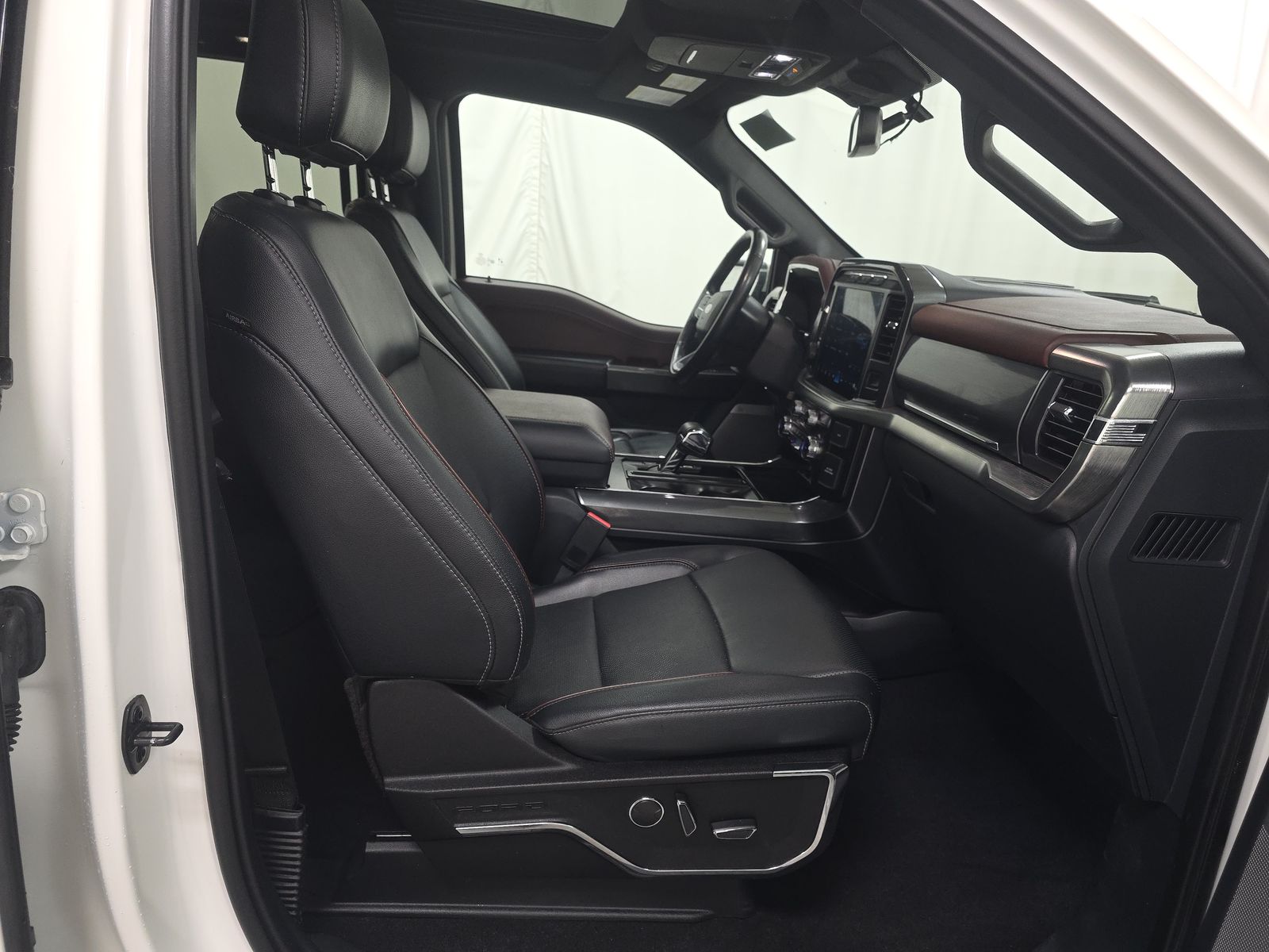 2023 Ford F-150 Lariat AWD