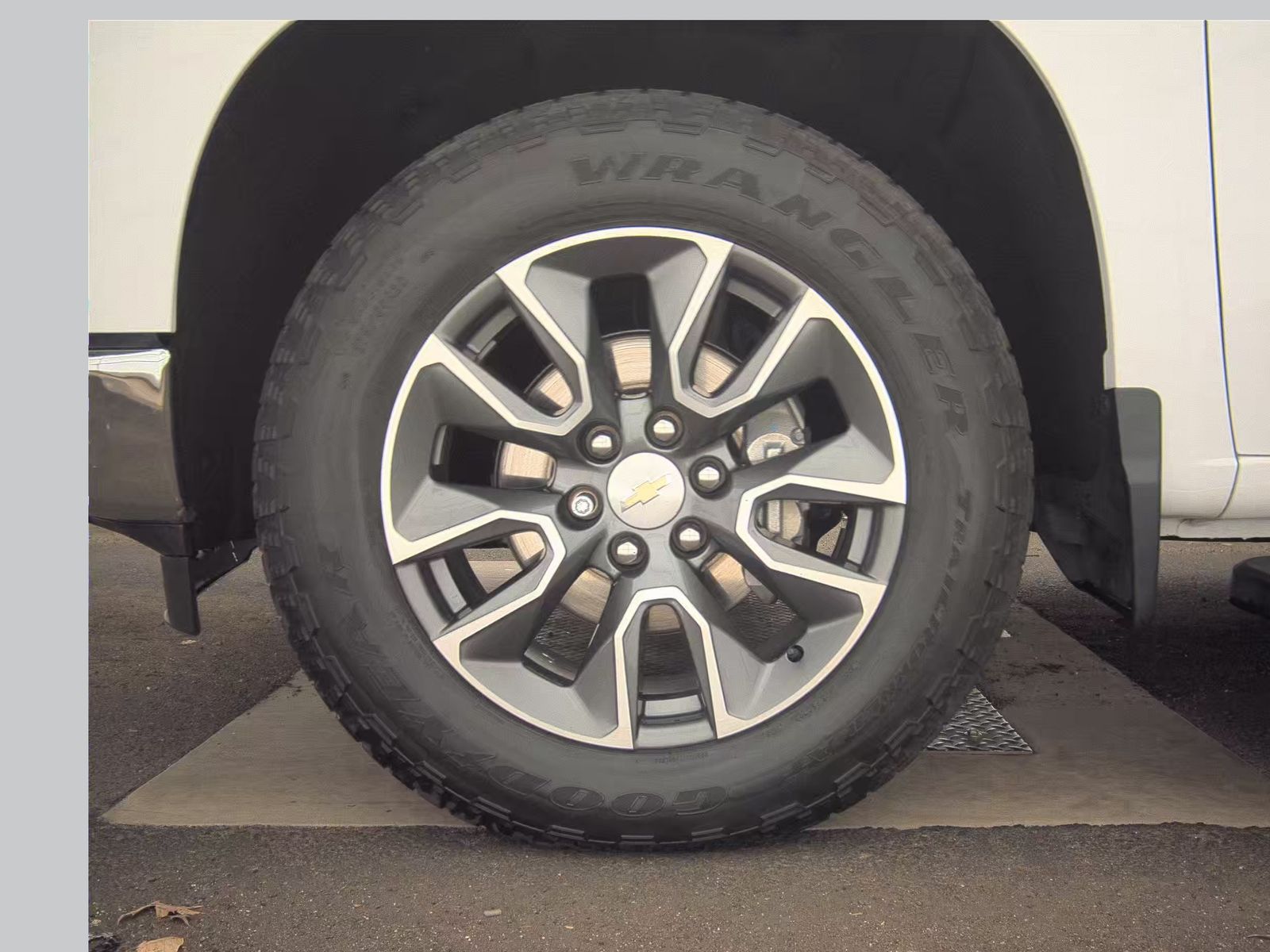 2023 Chevrolet Silverado 1500 LT AWD