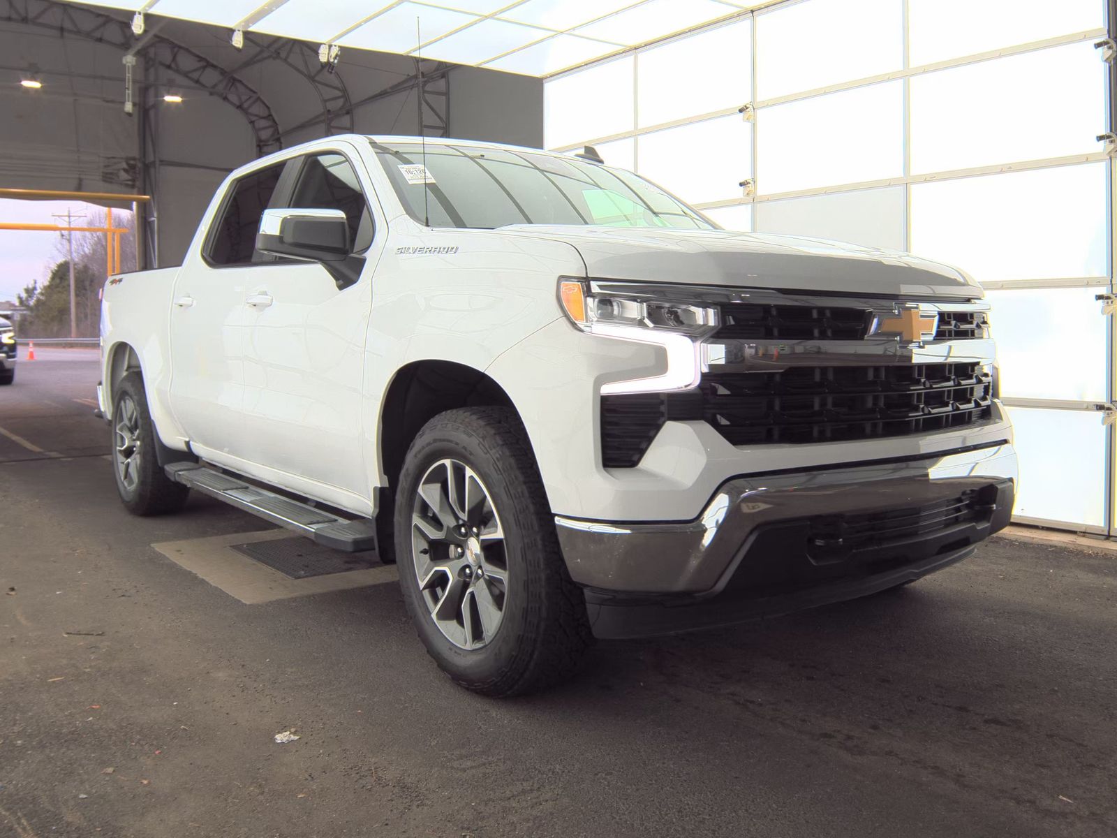 2023 Chevrolet Silverado 1500 LT AWD