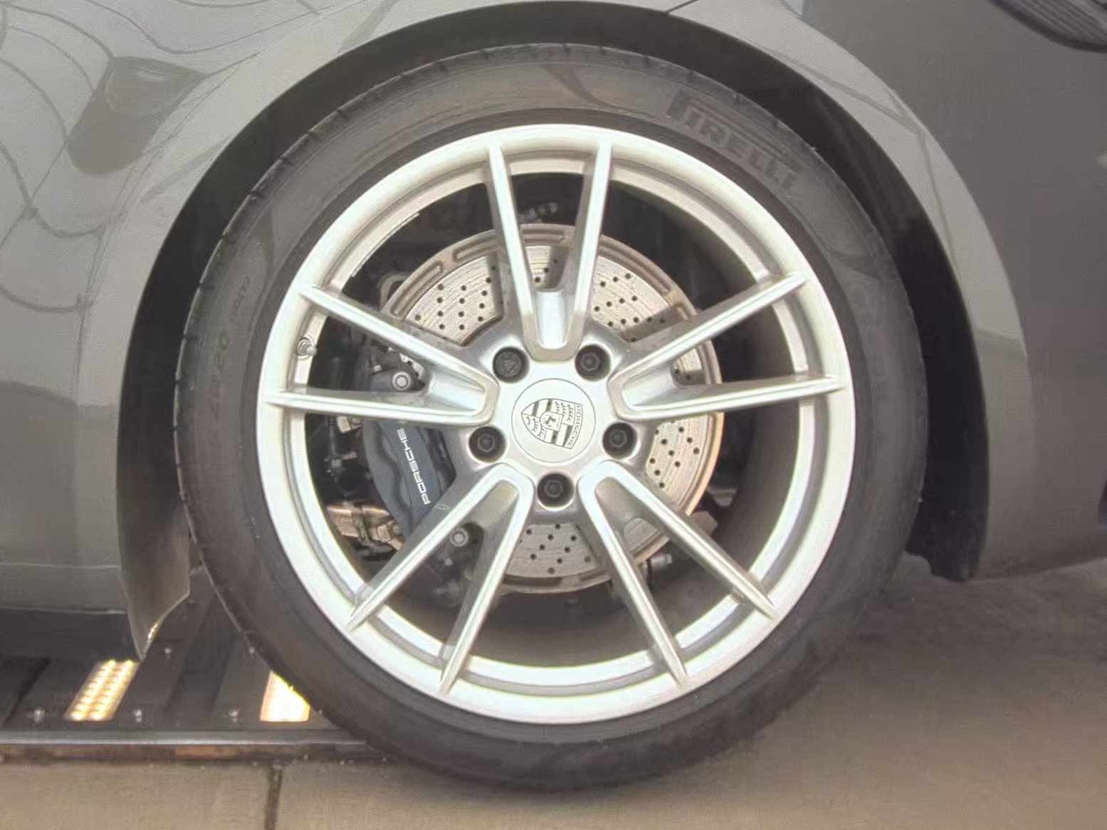 2024 Porsche 911 Carrera RWD