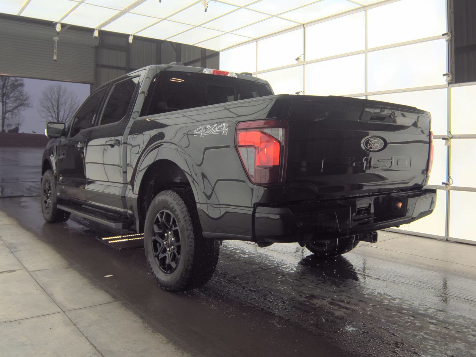 2024 Ford F-150 Hybrid XLT AWD