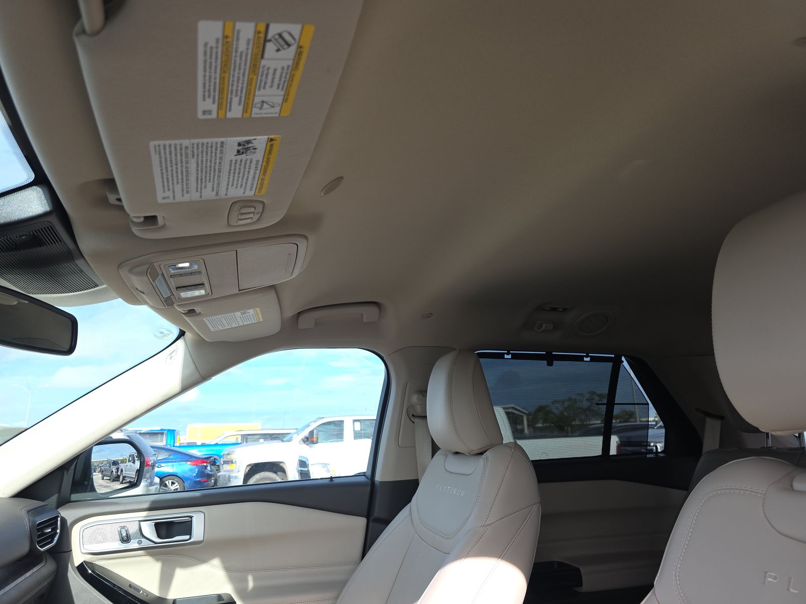 2023 Ford Explorer Hybrid Platinum AWD