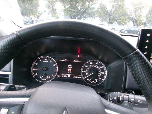 2025 Mitsubishi Outlander SE FWD