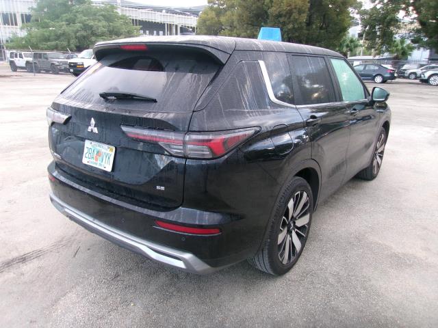 2025 Mitsubishi Outlander SE FWD