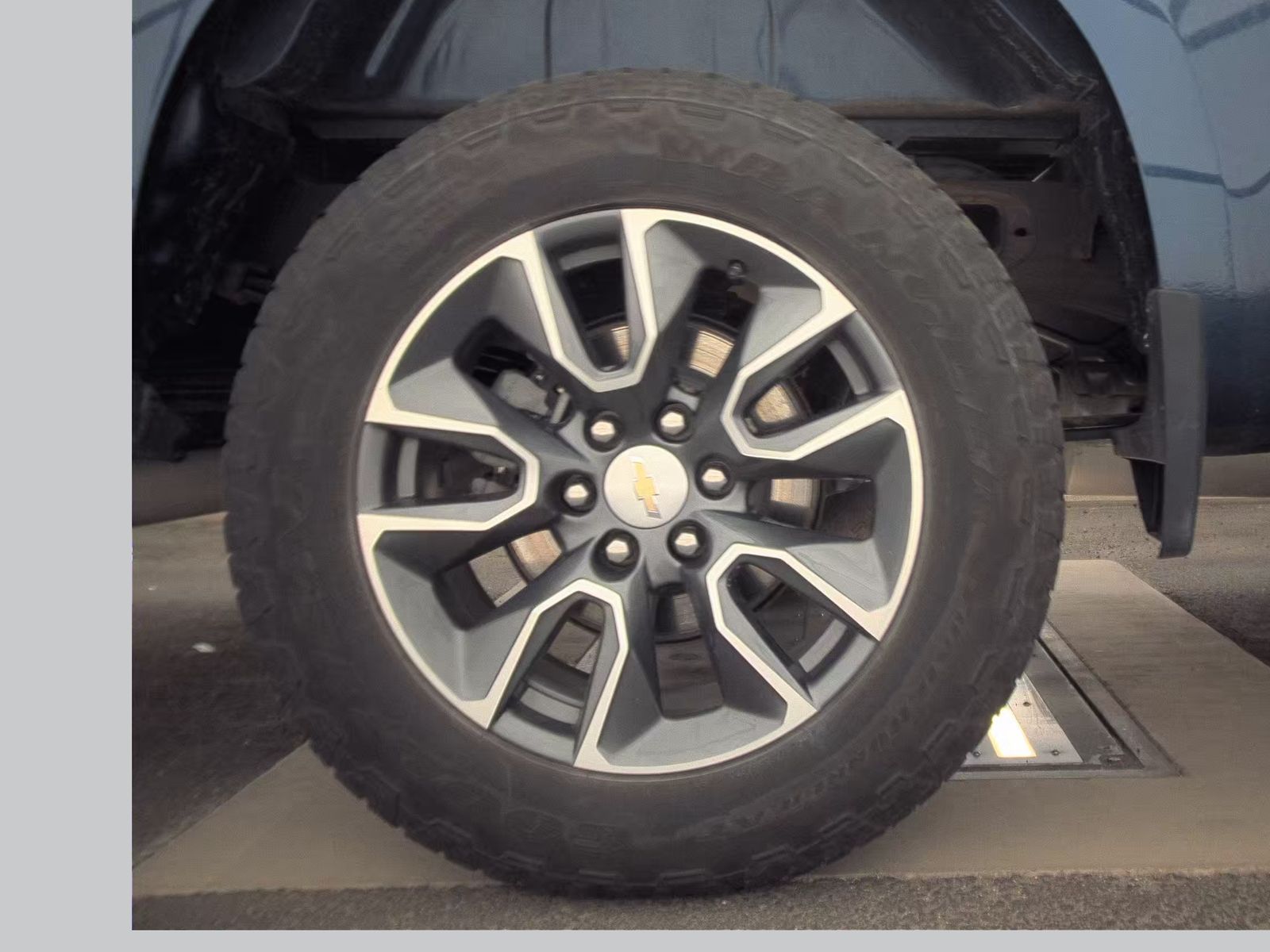 2023 Chevrolet Silverado 1500 LT AWD