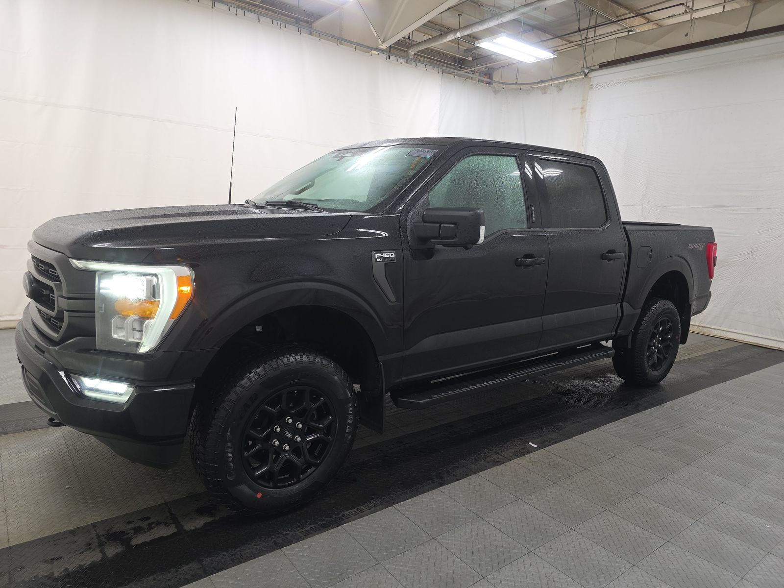 2023 Ford F-150 XLT AWD