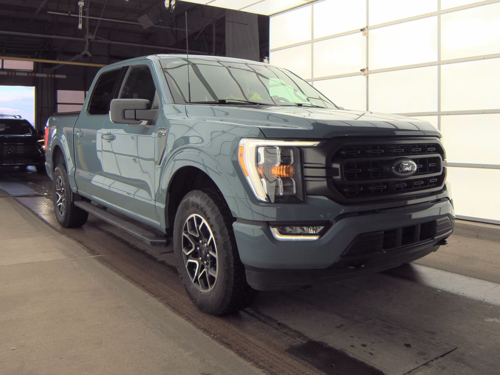 2023 Ford F-150 XLT AWD