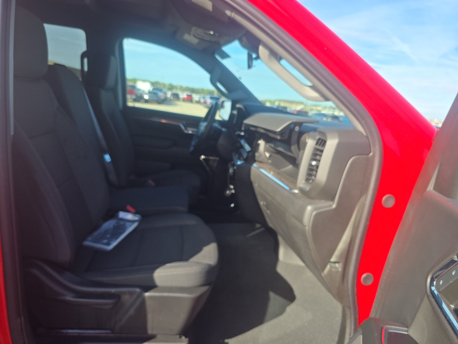 2024 Chevrolet Silverado 1500 LT AWD