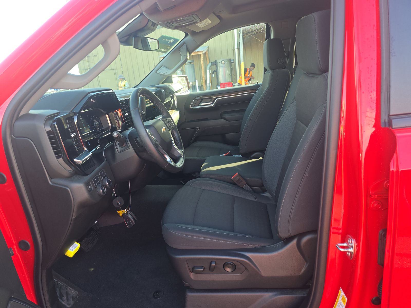 2024 Chevrolet Silverado 1500 LT AWD