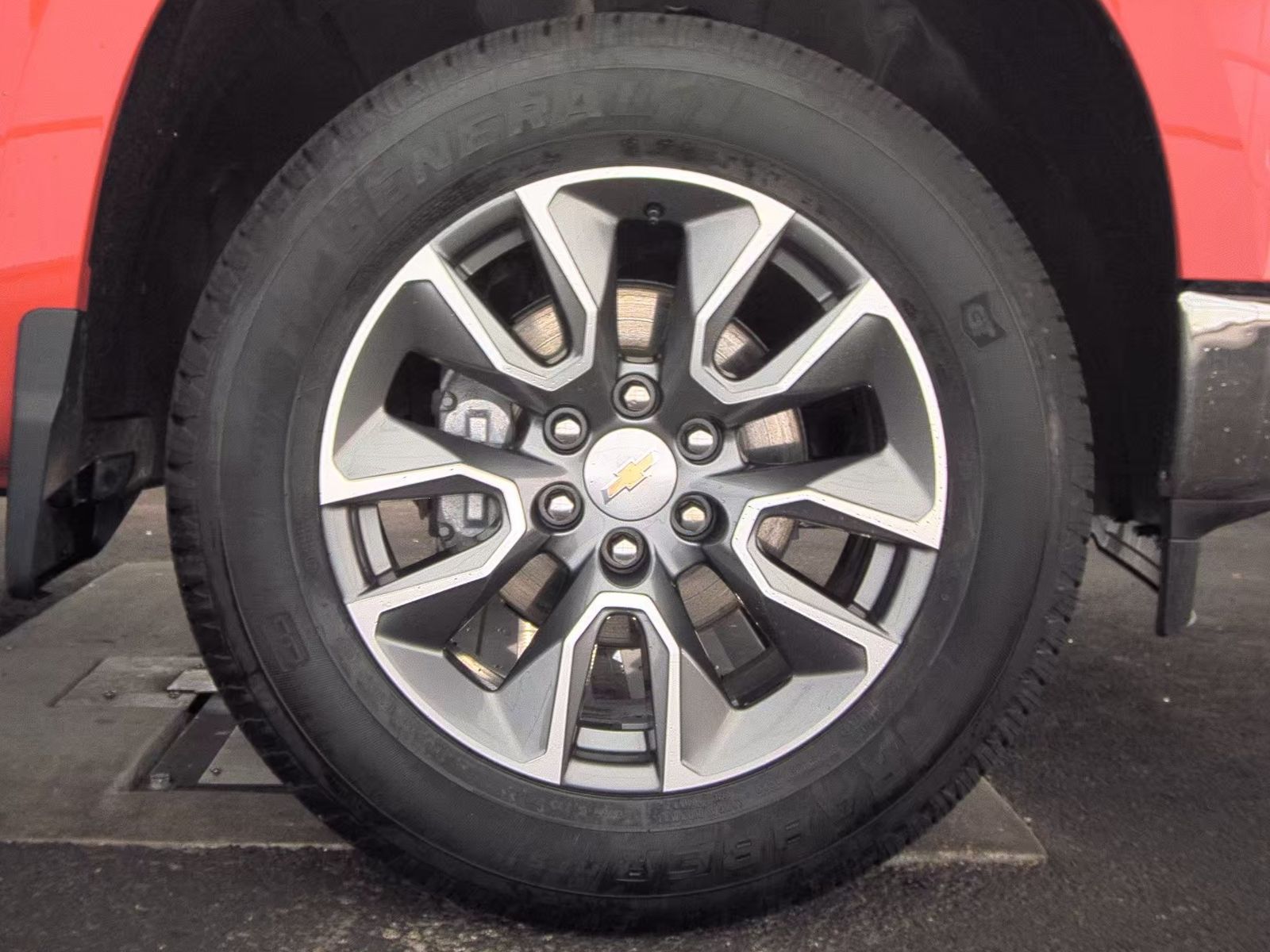 2024 Chevrolet Silverado 1500 LT AWD