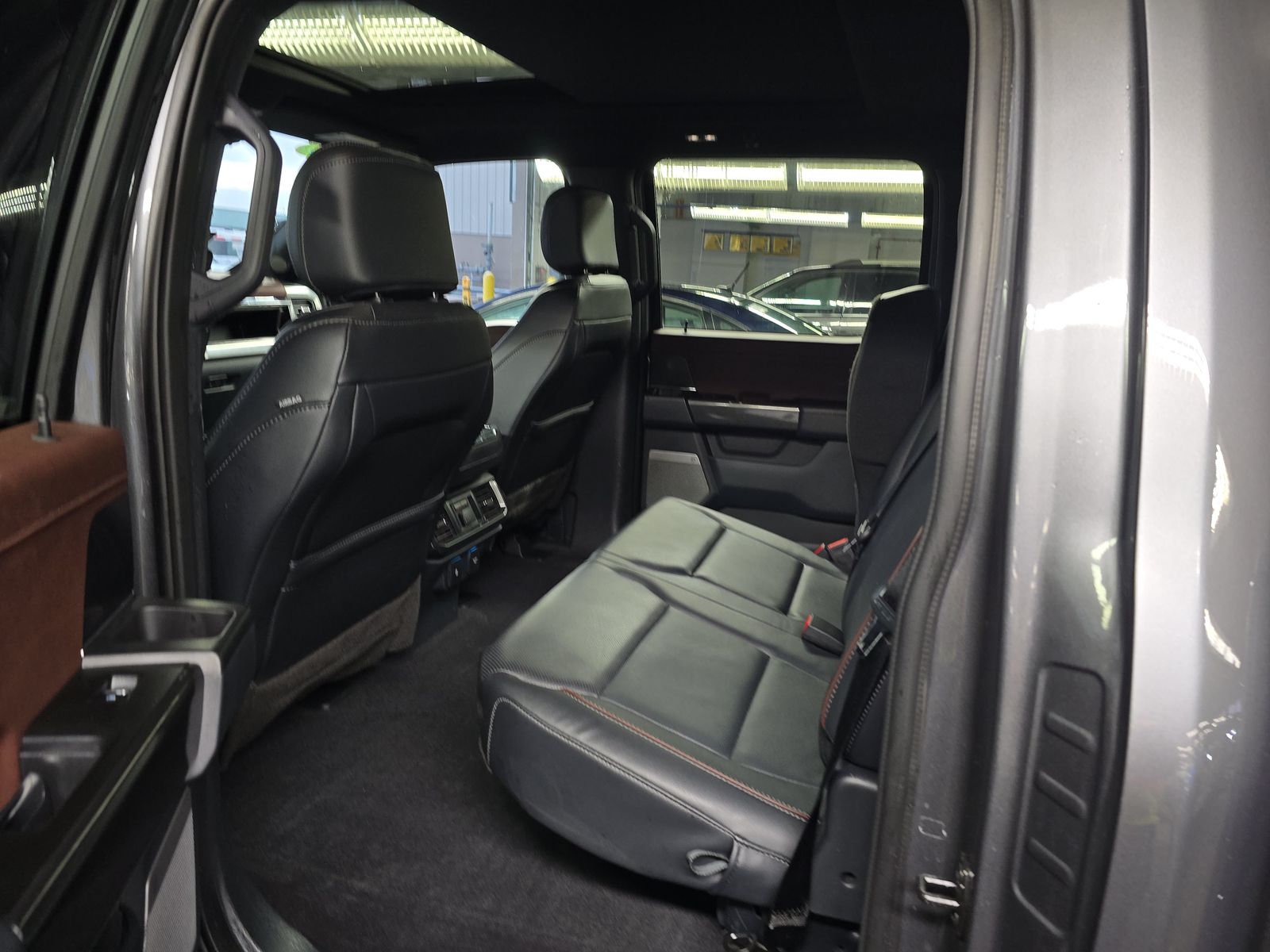 2023 Ford F-150 Hybrid Lariat AWD