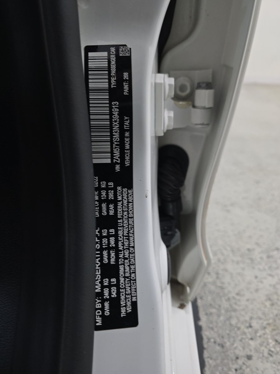 2022 Maserati Ghibli Modena RWD