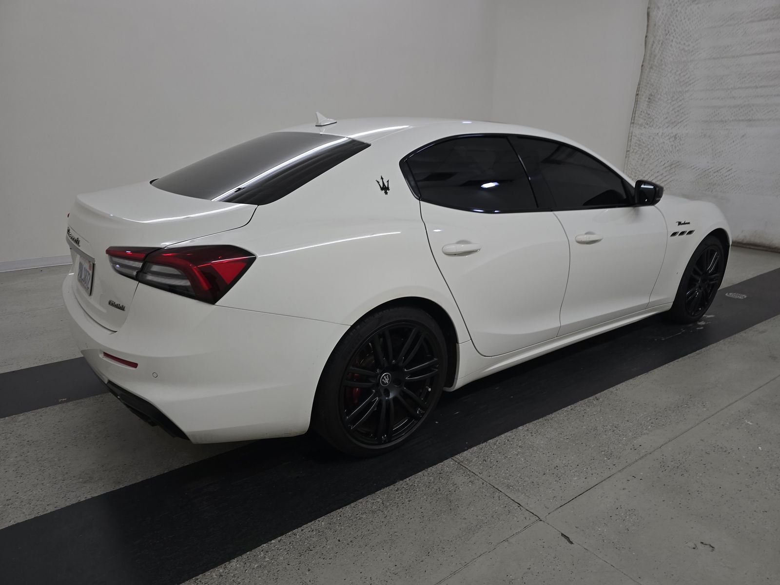 2022 Maserati Ghibli Modena RWD