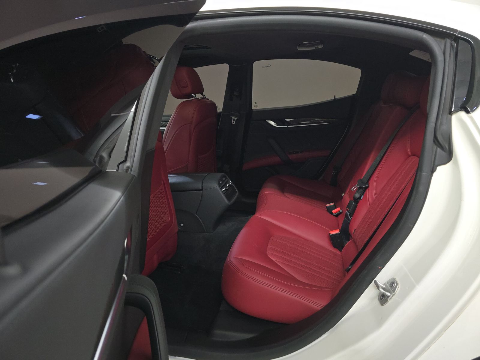 2022 Maserati Ghibli Modena RWD