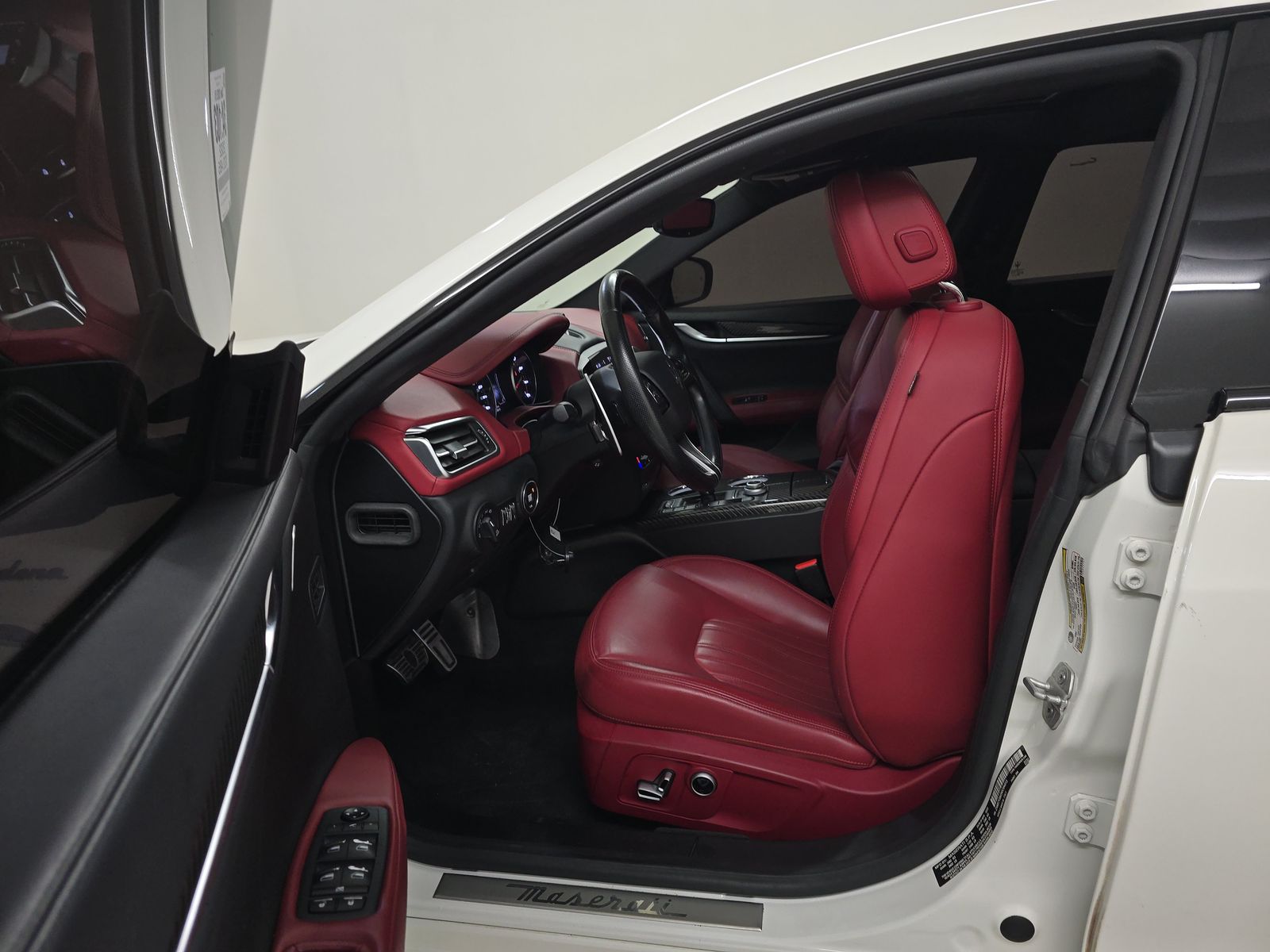 2022 Maserati Ghibli Modena RWD