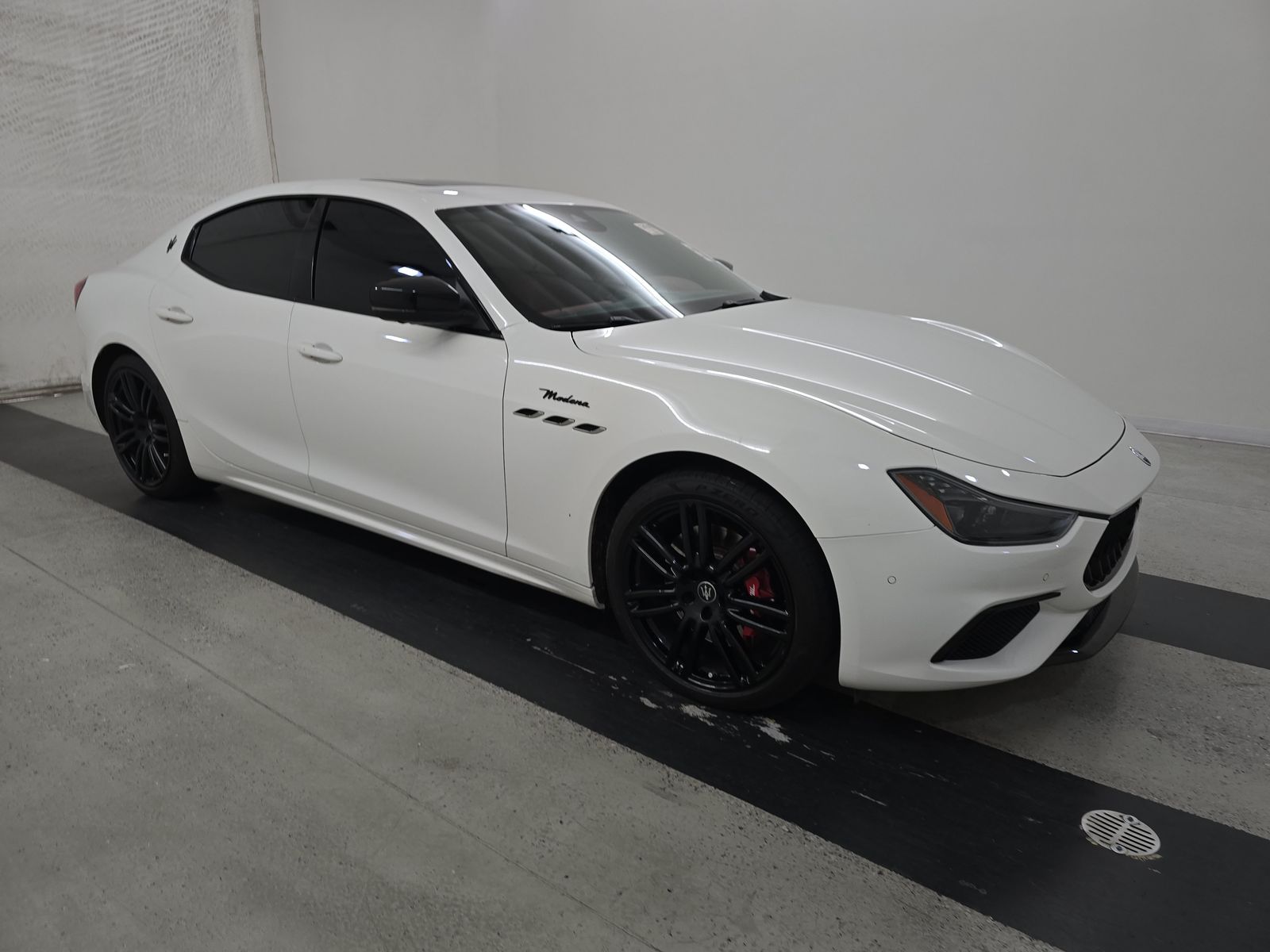 2022 Maserati Ghibli Modena RWD