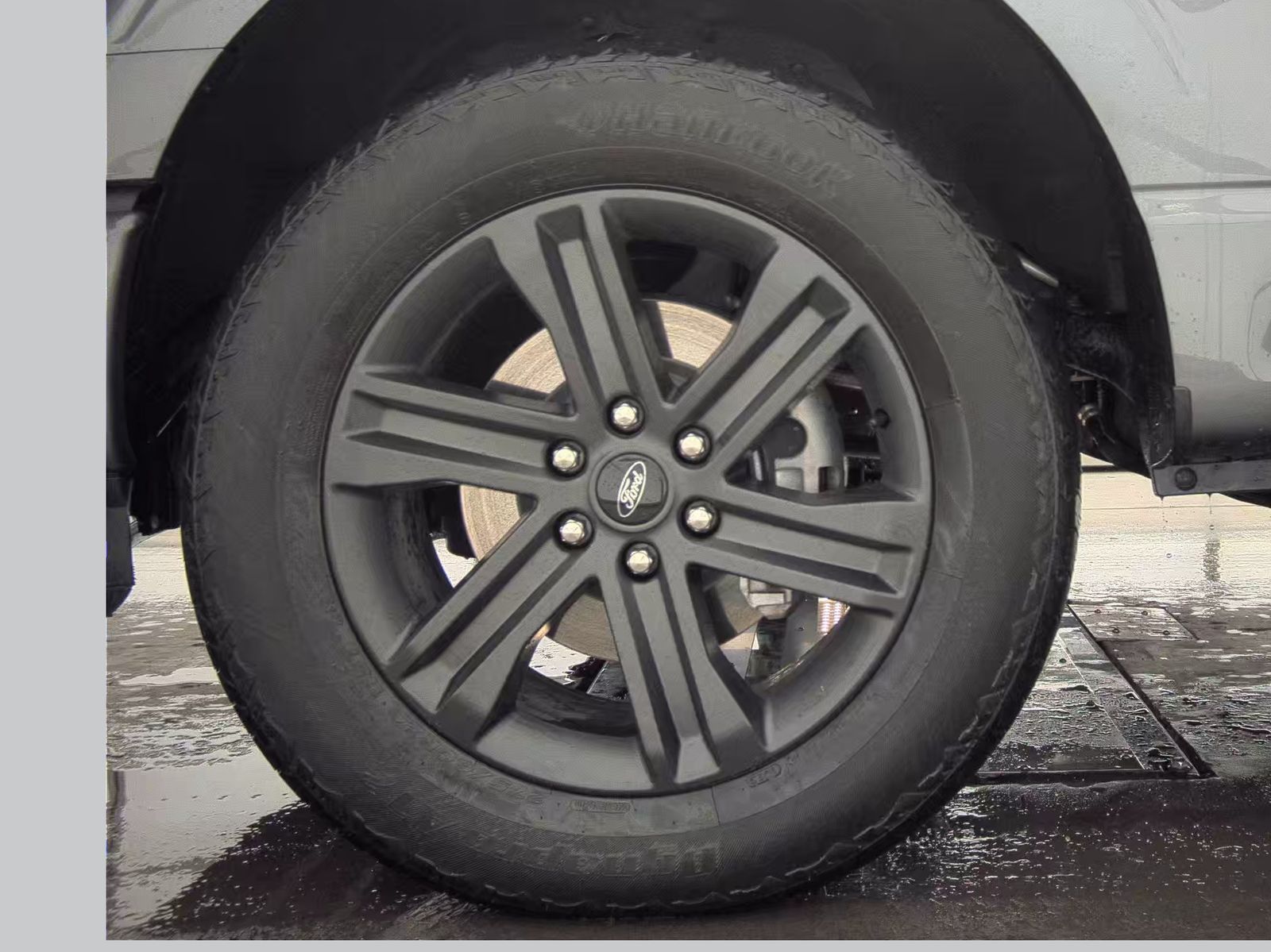 2023 Ford F-150 Hybrid Lariat AWD