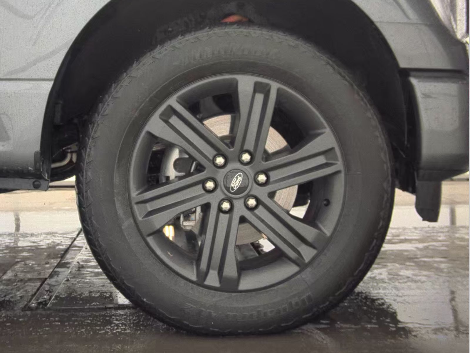 2023 Ford F-150 Hybrid Lariat AWD