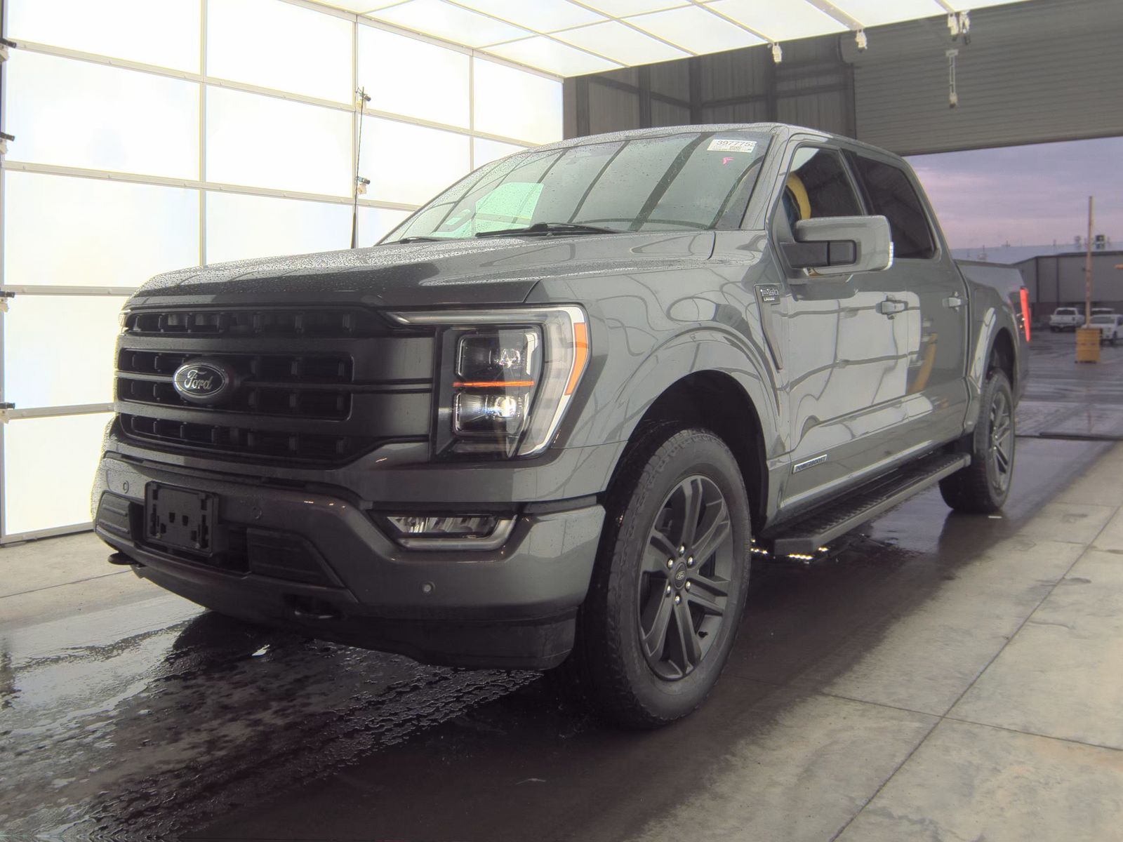 2023 Ford F-150 Hybrid Lariat AWD